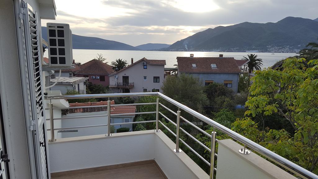 Apartment Milas Тиват Екстериор снимка