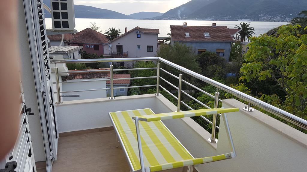 Apartment Milas Тиват Екстериор снимка