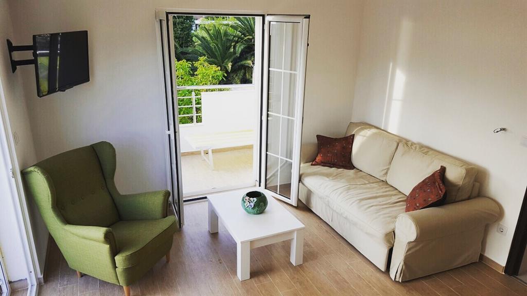 Apartment Milas Тиват Екстериор снимка